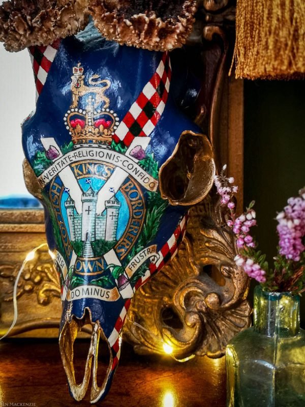 roebuck skull with military emblem KOSB