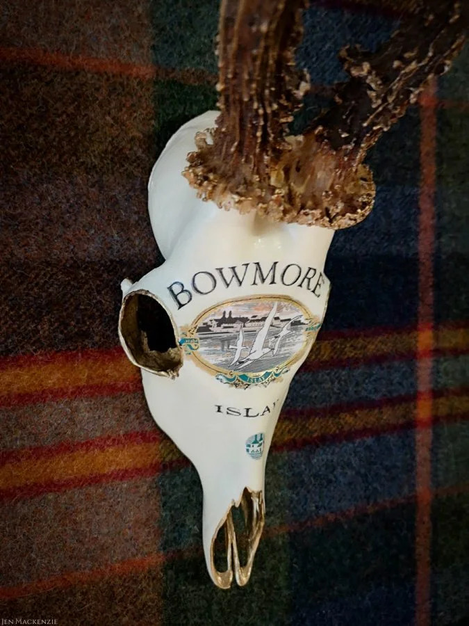 Bowmore Islay Single Malt - Image 4