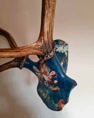 HOUSE OF HACKNEY 6 pts red stag